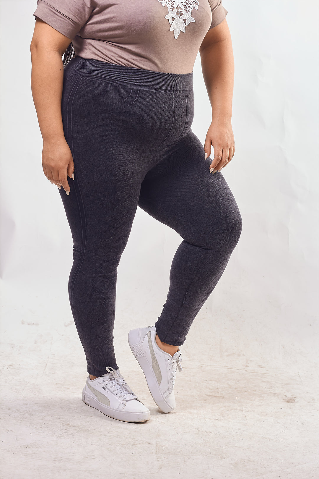 Leggins Repujado. Ropa para gorditas